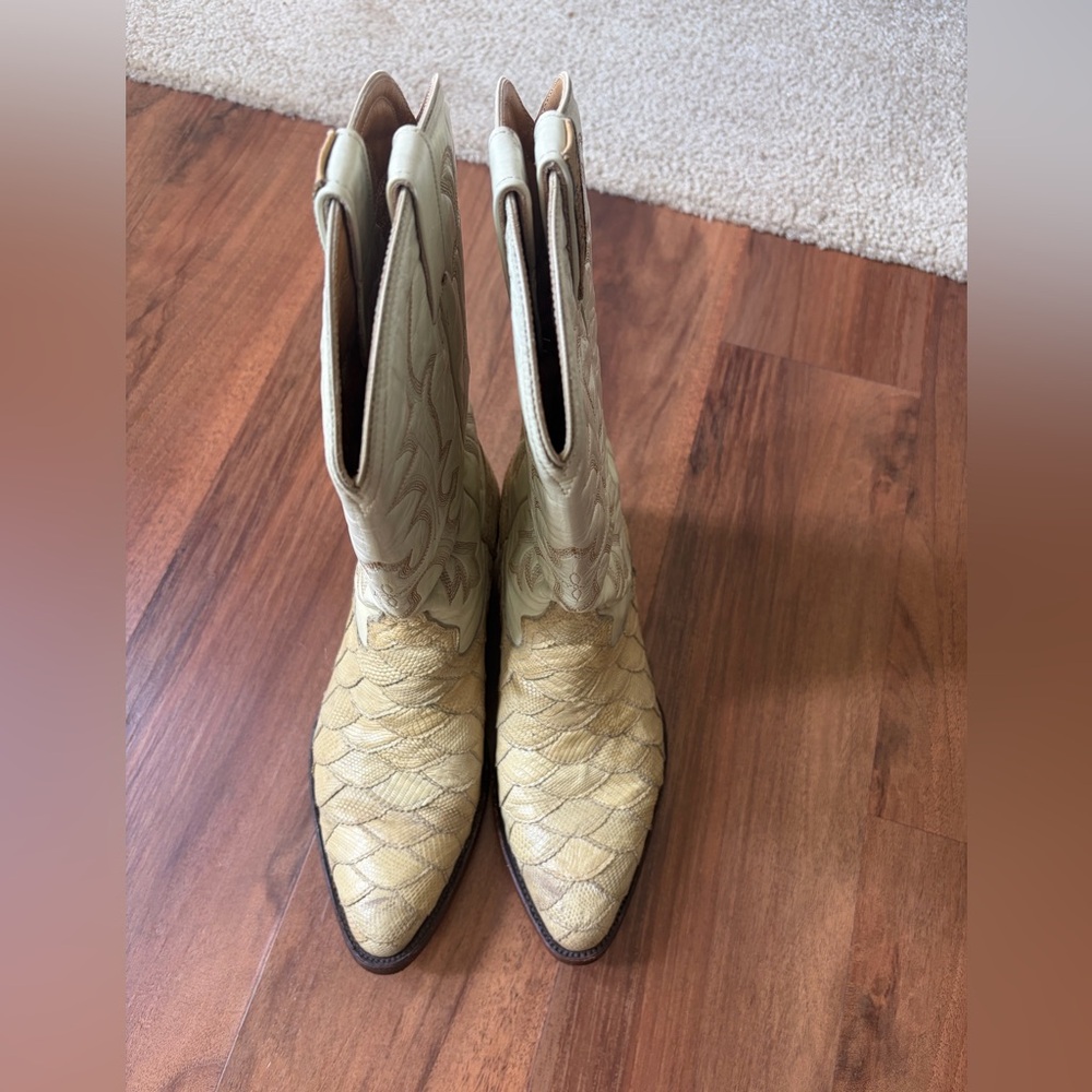 Elegant Cream and Tan Heeled Boots